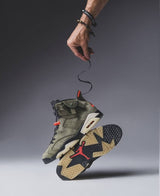 NIKKE AIR JORDAN 6 X TRAVIS CACTUS JACK