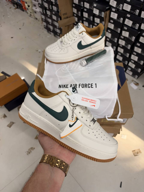 Nikkee air force 1 hamava fix dust bag keychain extra laceeee