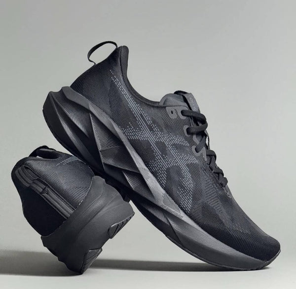 Asic  Novablast 5 Black