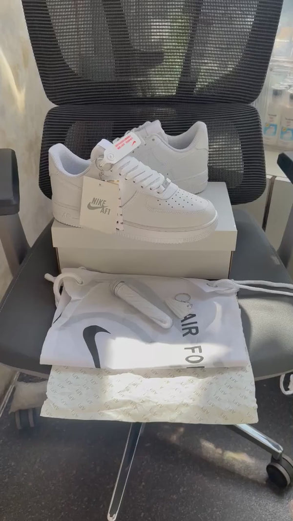 E airforce 1 first leather ua womens with bag keychain bottle lace