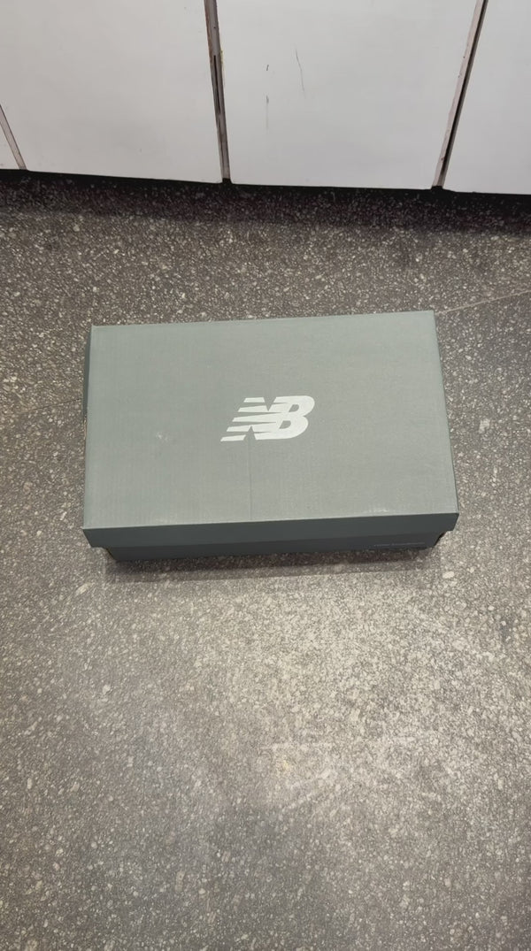 NE.W BALANCE 204 L TIMBERWOLF