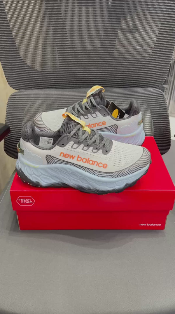 New Balanc.e Fresh Foam X More Trail v3 All White