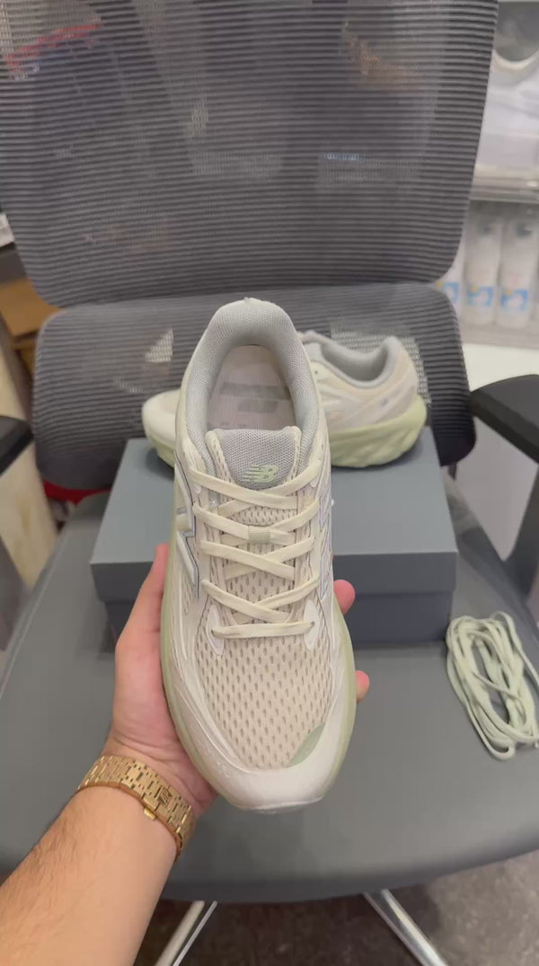 New Balanc.e Fresh Foam Trainer Mint Grey Green