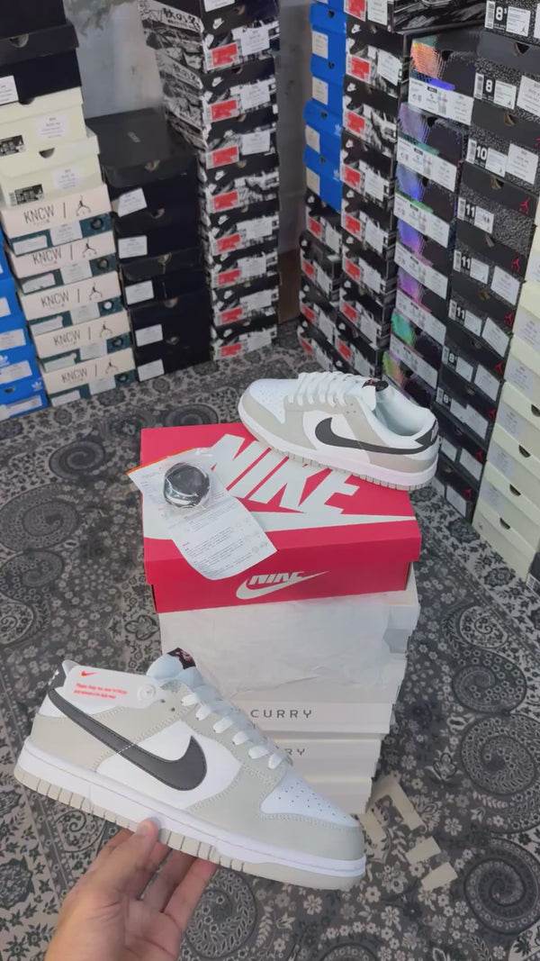 NIK.E SB DUNK LOW SE LOTTERY PACK GREY FOG