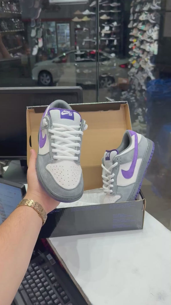 Nik ee SB Dunk Low Purple Pigeon