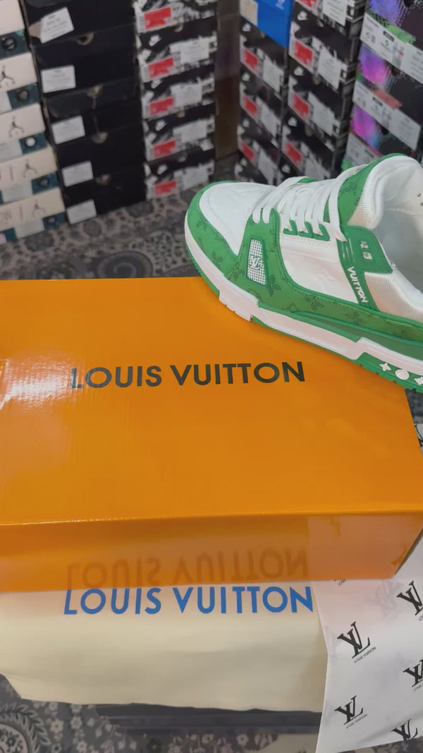 LOUI.S VUITTON TRAINER MONOGRAM GREEN DENIM