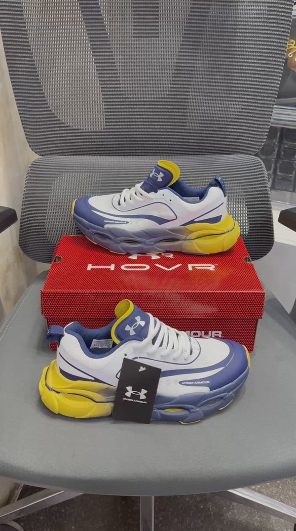 Under Armou.r UA Halo Racer running shoe